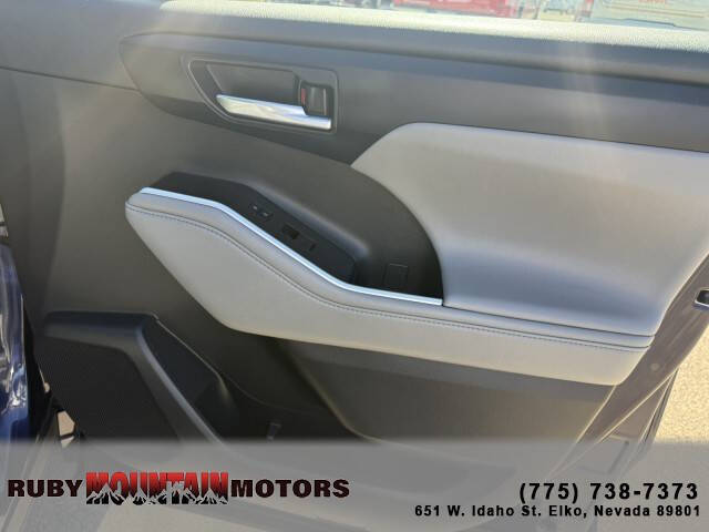 2022 Toyota Highlander XLE