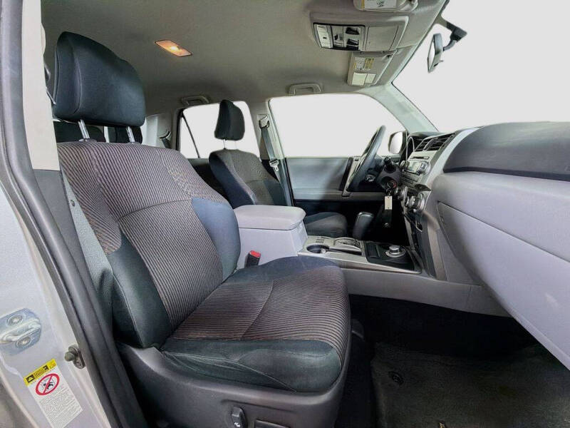 2013 Toyota 4Runner SR5