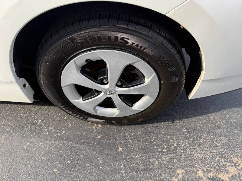 2014 Toyota Prius Two