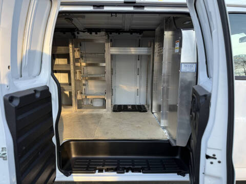 2025 Chevrolet Express 2500