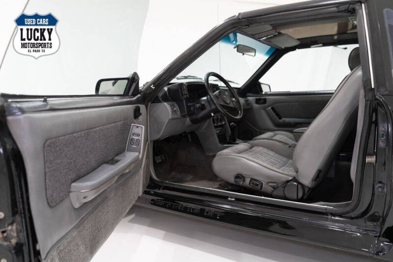 1987 Ford Mustang GT