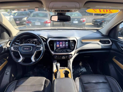 2017 GMC Acadia Denali