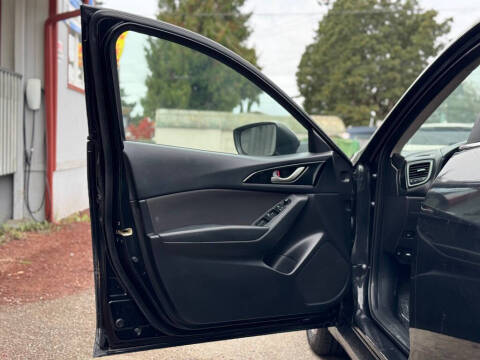 2016 Mazda MAZDA3 i Sport