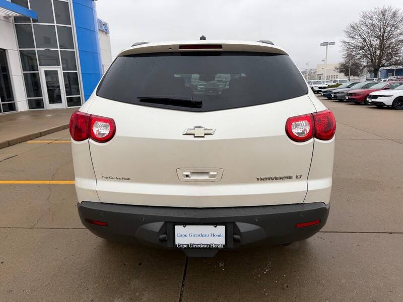 2011 Chevrolet Traverse LT