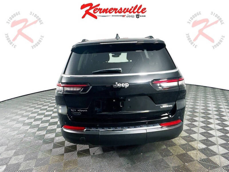 2021 Jeep Grand Cherokee L Laredo