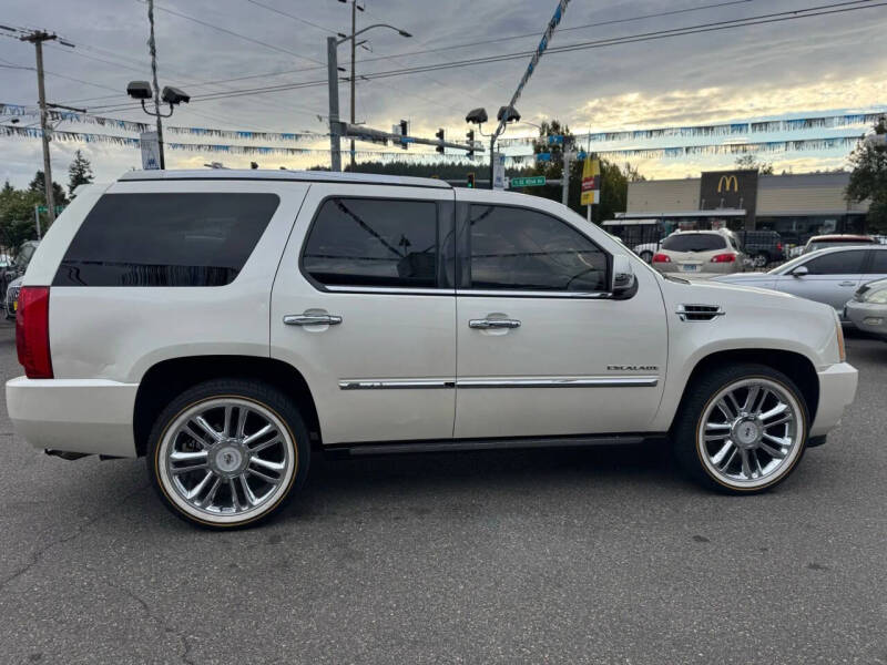 2010 Cadillac Escalade Premium