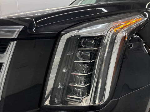 2020 Cadillac Escalade ESV Premium Luxury