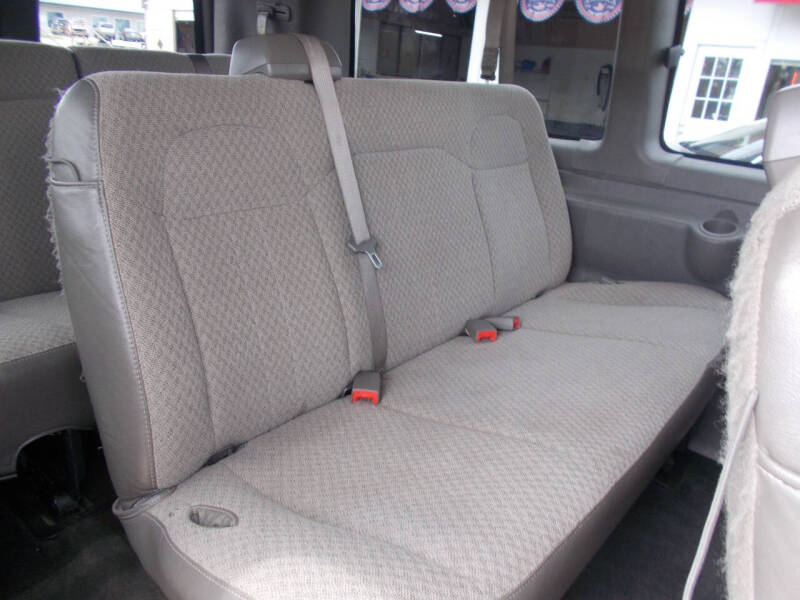 2016 Chevrolet Express LS 2500
