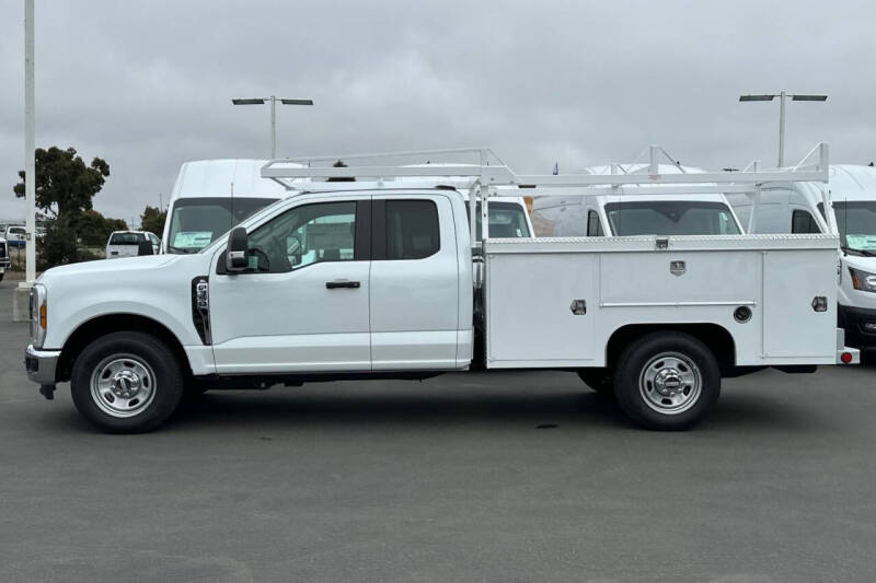 2025 Ford F-350 Super Duty XL