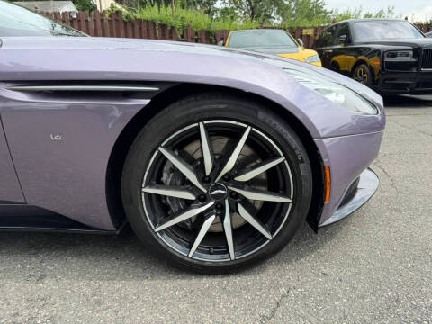 2017 Aston Martin DB11