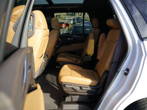 2022 Cadillac Escalade Premium Luxury