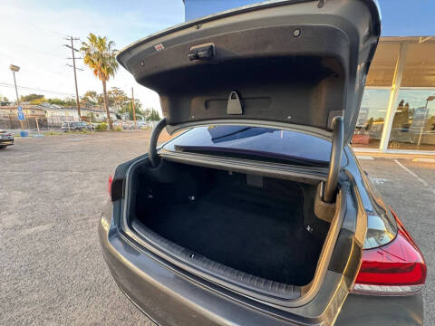 2018 Genesis G80