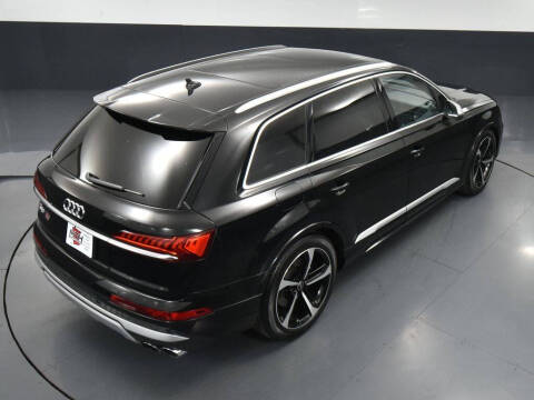 2024 Audi SQ7 4.0T quattro Premium Plus
