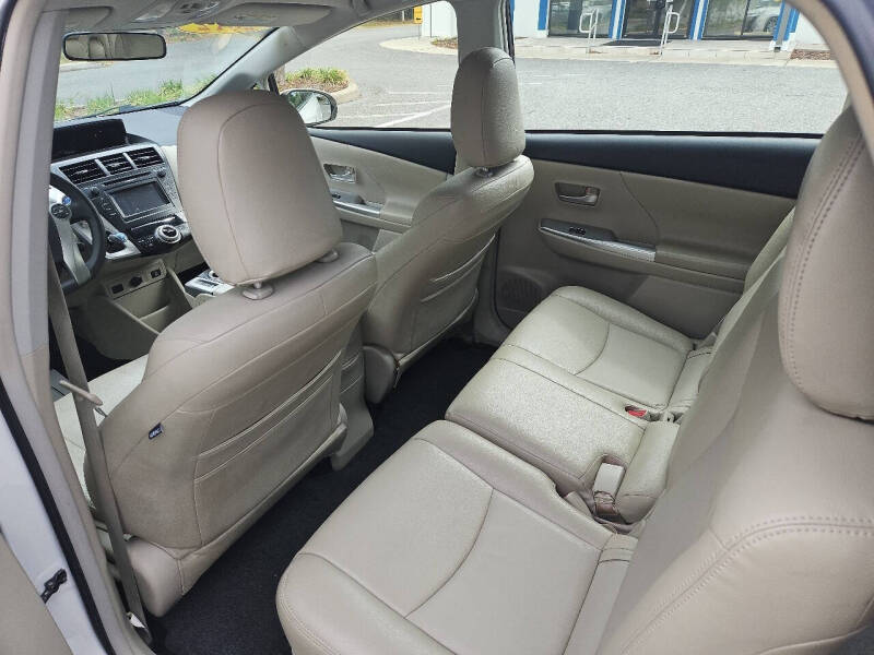 2012 Toyota Prius v Three