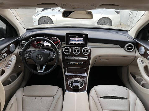 2018 Mercedes-Benz GLC GLC 300 4MATIC