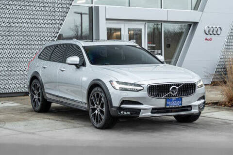 2020 Volvo V90 Cross Country T6