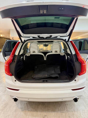 2018 Volvo XC90 T5 Momentum 7-Passenger