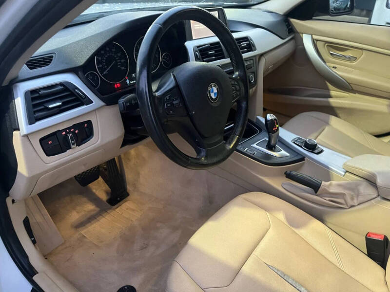 2013 BMW 3 Series 328i