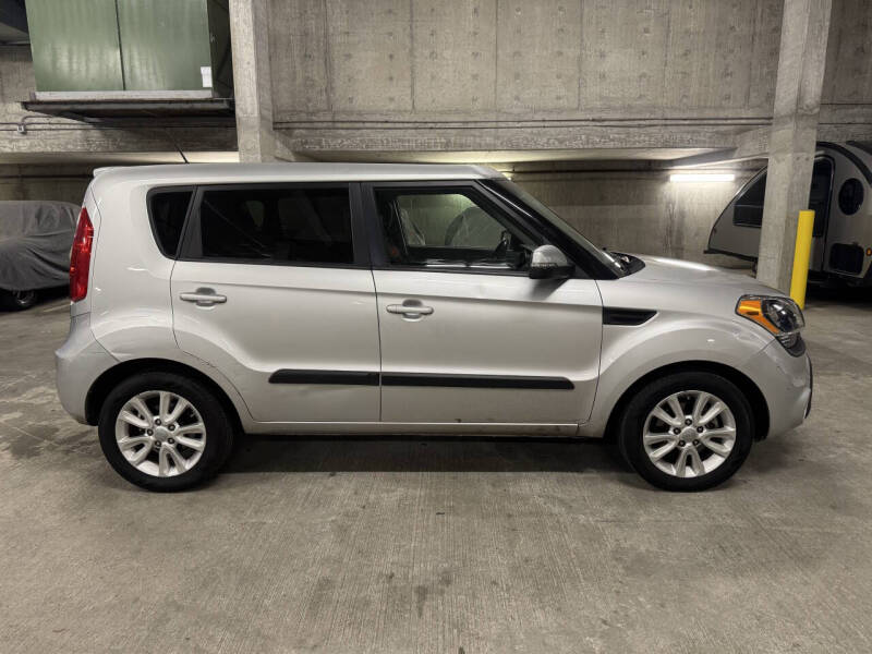 2012 Kia Soul +