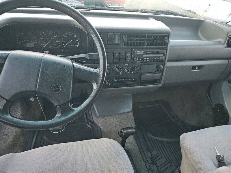 1993 Winnebago Camper