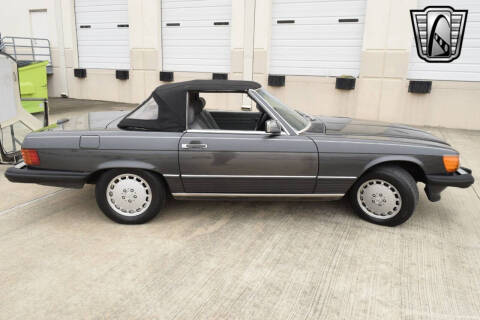 1988 Mercedes-Benz 560-Class 560 SL