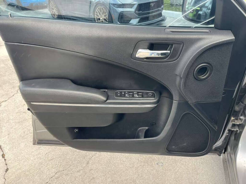 2013 Dodge Charger Police