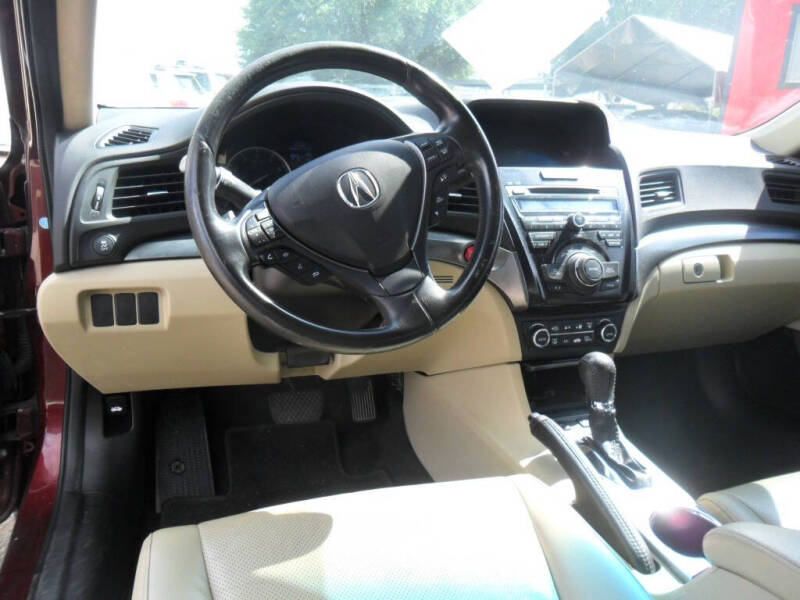 2015 Acura ILX 2.0L w/Tech