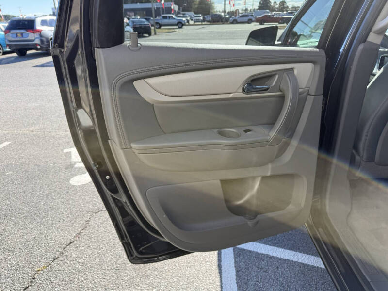 2017 Chevrolet Traverse LT