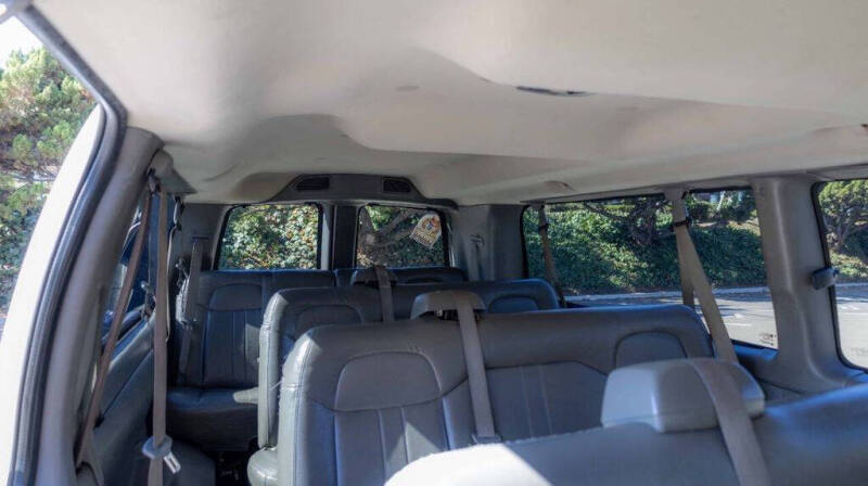 2015 GMC Savana LS 3500