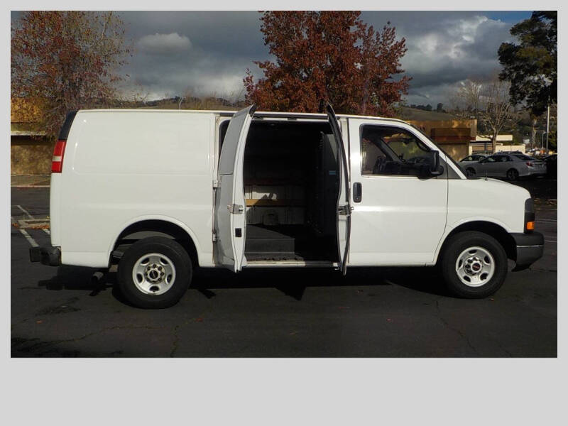 2014 GMC Savana 2500