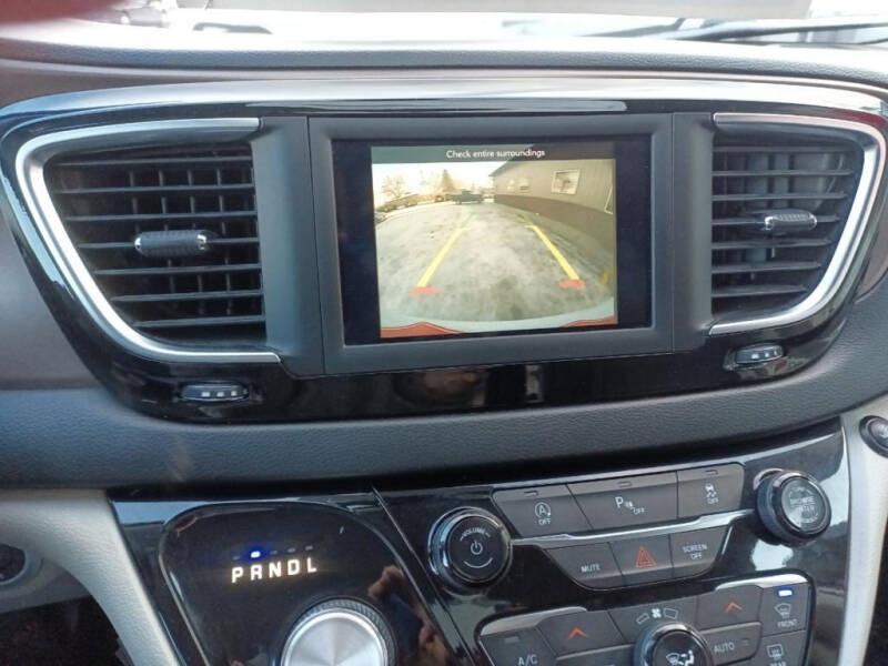 2019 Chrysler Pacifica Touring L