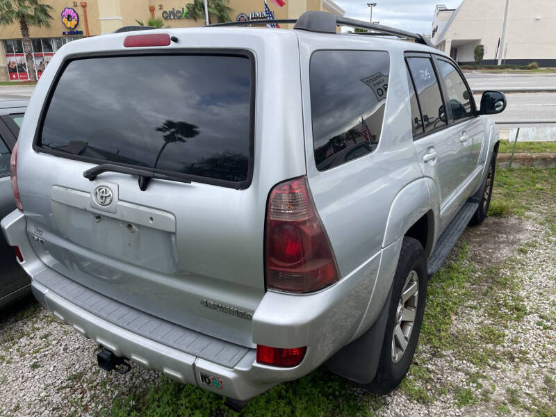 2004 Toyota 4Runner SR5