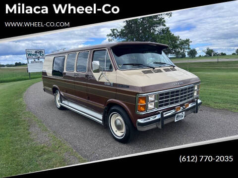 1984 Dodge Ram Van