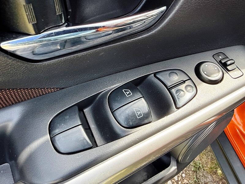 2018 Nissan Kicks SR