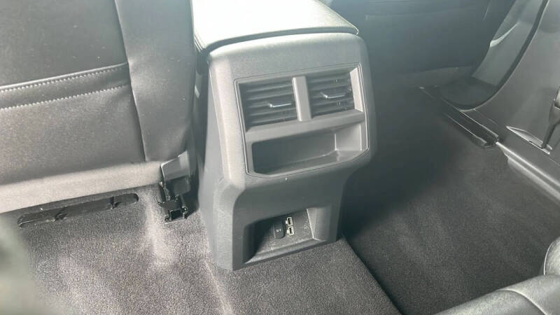 2020 Volkswagen Atlas Cross Sport SE 4Motion