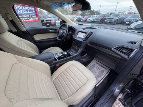 2020 Ford Edge SE
