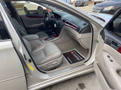2004 Lexus ES 330