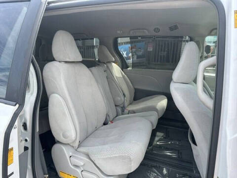 2013 Toyota Sienna