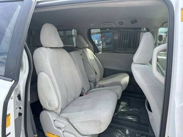 2013 Toyota Sienna