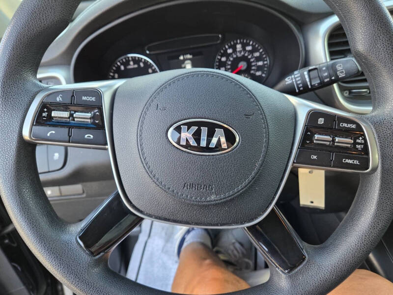 2019 Kia Sorento LX