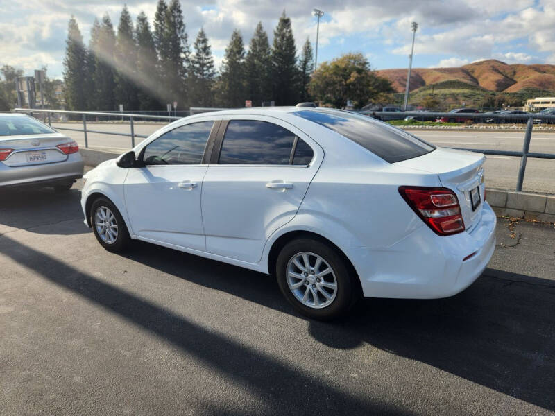 2019 Chevrolet Sonic LT Auto