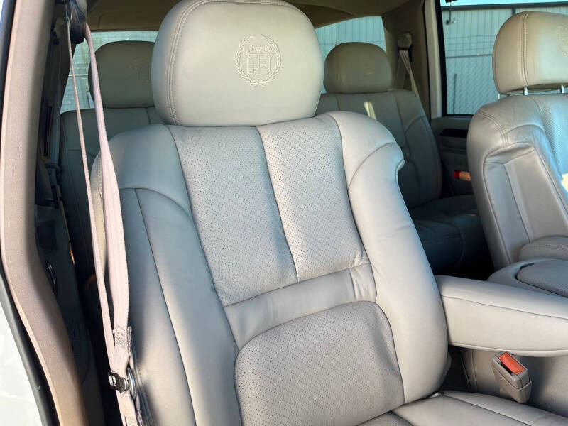 2000 Cadillac Escalade