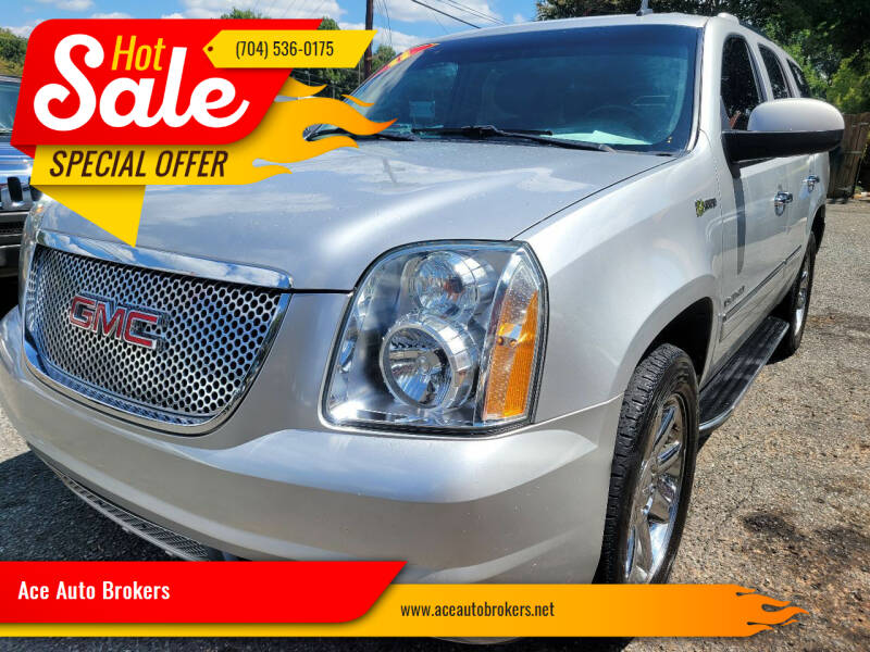 2011 GMC Yukon for sale at Ace Auto Brokers in Charlotte NC