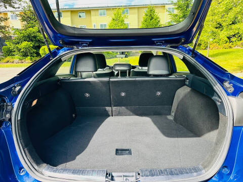 2016 Toyota Prius Four Touring