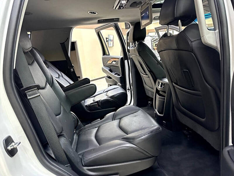 2018 Cadillac Escalade Premium Luxury
