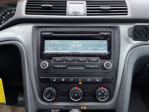 2014 Volkswagen Passat