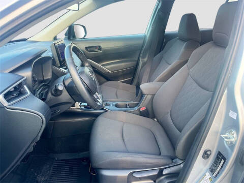 2024 Toyota Corolla Cross LE