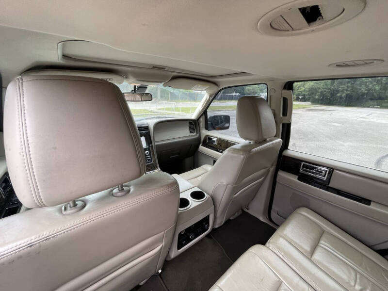 2016 Lincoln Navigator Select