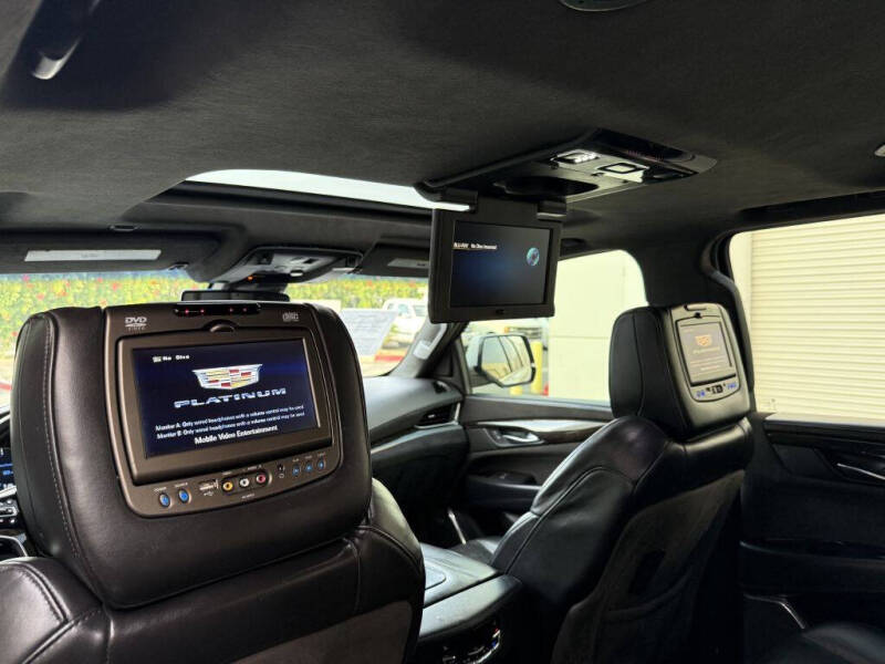 2016 Cadillac Escalade ESV Platinum