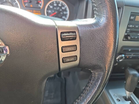 2011 Nissan Titan SV